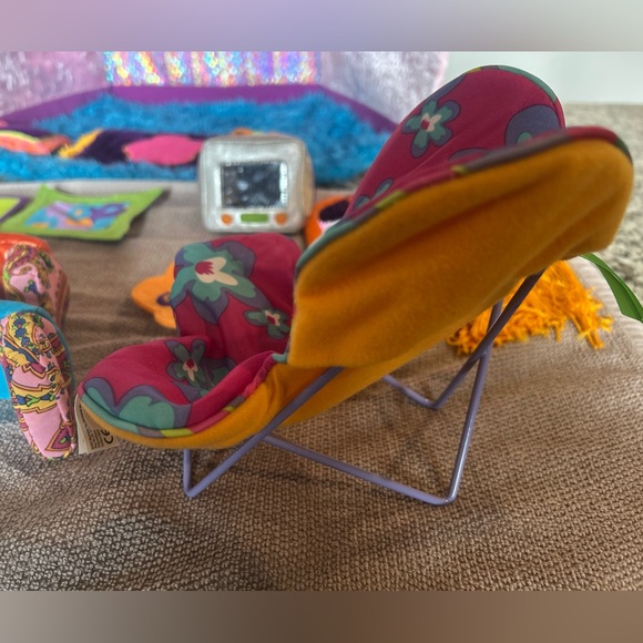 COPY - Groovy Girl Lush Loft Kids Playset with Accessories - Picture 7 of 7